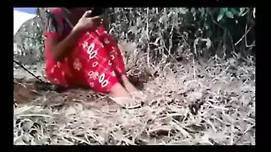 Nice village teen’s outdoor sex with her lover