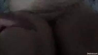 Pakistani Bhabhi Shakig Boobs While Fucking