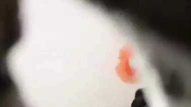 Neighbor wife bath and wearing bra caught through window
