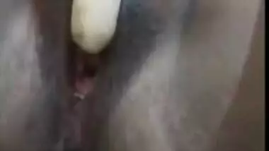 Amateur Desi XXX model shows boobs and masturbates wet pussy