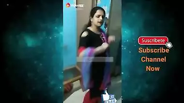 Aunty dance