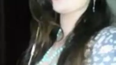 Desi girl with nice boob