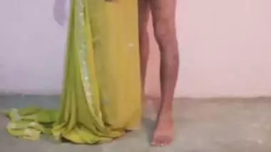 Sarla Bhabhi sucking cock homemade porn