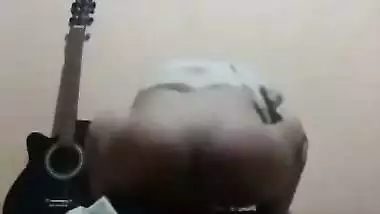 Bangladeshi viral sex of a girl riding on her cousin’s dick