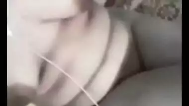 Indian GFâ€™s shaved Indian pussy show