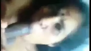 Aged Bangla maid eating cum MMS sex movie