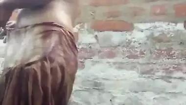 Village mast figure solo selfie