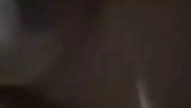 Desi girl show her ass and boob