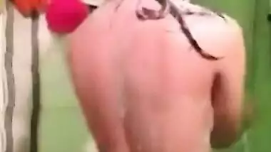 Paki girl makes fans jerk to XXX lathered tits in chudai solo sex porn