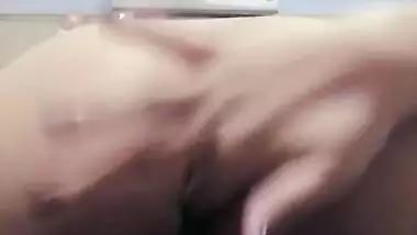 Paki GF Fingering Asshole