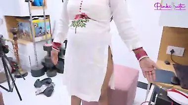 Newly Married Indian Desi Stepsister fucked Accidently by Step brother in doggy style.