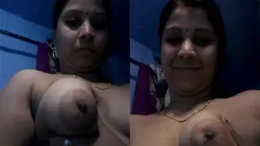 Xxx Nangi Video Hindi Mai - Db Xxx Bhabi Nangi Nude Bathroom Me Potty Ki Porn dirty indian sex at  Indiansextube.org