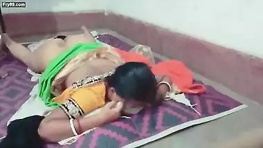 CheatingIndian housewife sucking her boyfriend cock 69 position before fucking
