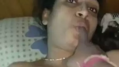 Sexxi Hot Chudai Video - Mianwali City Ki Sonari Cost Ki Sexy Video dirty indian sex at  Indiansextube.org