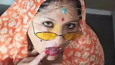 Indian XL girl - Namaste and cum swallow