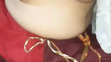 Bengali MILF boobs show to lover before viral sex