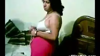 Mausi aur jawan bhanje ke hardcore sex ki incest porn clip