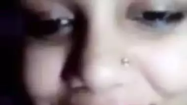 Beautiful Desi XXX girl fingering her teen pussy on selfie cam