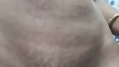 Sexy Indian housewife shows her boobs and pussy