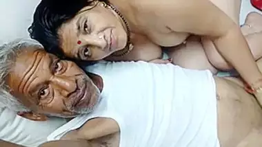 Perverted Nurse Parody dirty indian sex at Indiansextube.org
