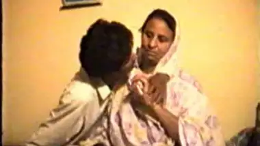 Www Com Sindhi Xxxx Vidoe - Real Sindhi Couple From Pakistani Small Town hot xxx movie