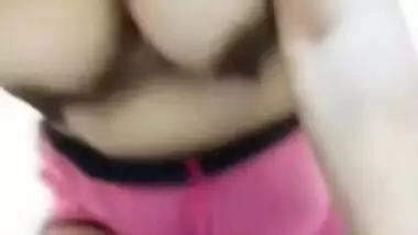 Horny Babe Showing On Live