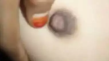 Hot Indian cute nipp show clip