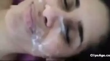 Cumshot on Tamil Girl