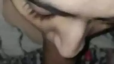 Booby Pakistani girl eating cum of BF