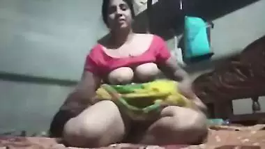 Tamil Village girl beautiful full open fingering