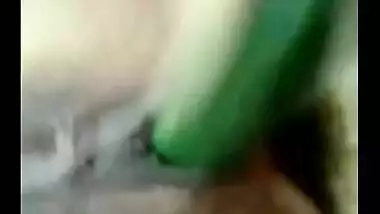 Pakistani sex video of Muslim bhabhi solo desi chudai