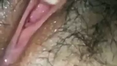 Bangla indian muslim slut fingering vagina