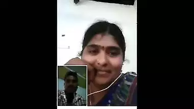 Desi telugu aunty video call with bf