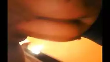 Sexy Bangla hotty Exposes and caresses her huge mangos