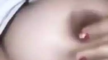 Today Exclusive- Cute Desi Girl Showing Her Boobs And Pussy
