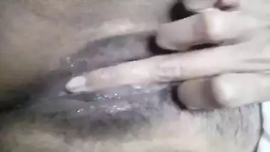 Young babe 4 clips,spreading