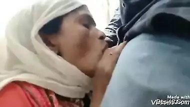 Kisi prosi ki muh me is trah land dalo ho to cament btana