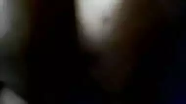 Indian cute GF sucks like a champ.