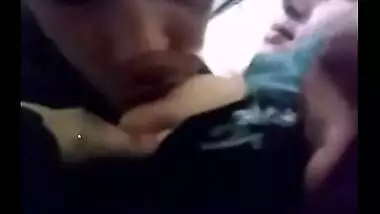 Amateur Dubai horny hijab girl fucked at home
