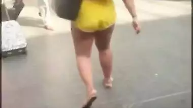 Candid Thick Thighs Jiggly Butt Hot Indian Babe 