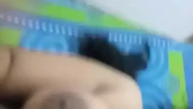 Chubby south Indian pussy fucking MMS video