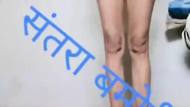 Hot Dehati chick poses for the cam showing her smooth Desi XXX pussy