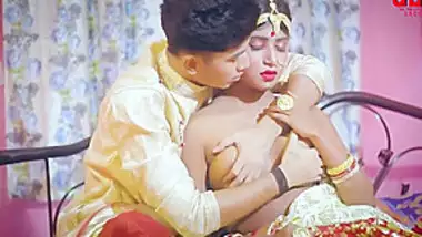 Best Chhoti Umra Mein Jis Ladki Ki Shaadi Hoti Hai Suhagrat Wale Din Kitna  Tang Hoti Hai Uska Batao Secunder Dal Deta Hai Dal Deta Sex Video Movie  Suhagrat Ki dirty indian