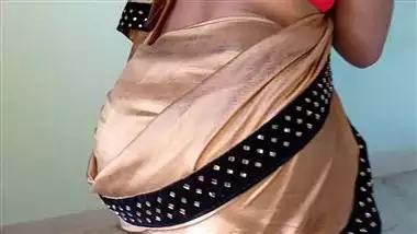 Saudi Arab Ki Chudai - Saudi Arab Aur Beti Ki Chudai Video Hindi dirty indian sex at  Indiansextube.org
