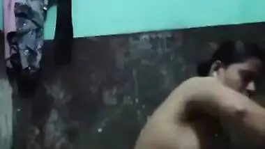 Desi Chennai Bhabhi Shower