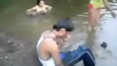 Public Full Nude River Bath 