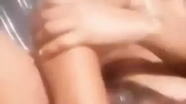 Today Exclusive -horny Desi Girl Masturbating With Bottle