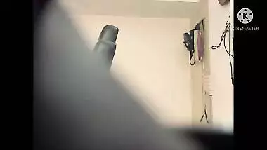 Youtuber nude after bath viral MMS