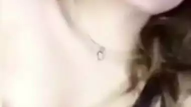 Paki Cutie SElfie