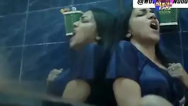 Bhabhi Aunty Masturbates